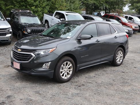 Used 2018 Chevrolet Equinox LT w/ LPO, Protection Package AWD/4WD image 5