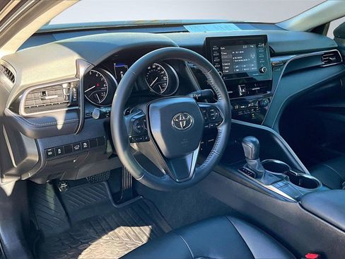 Used 2024 Toyota Camry SE image 15