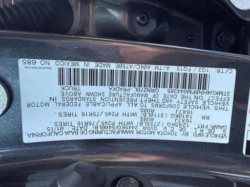 Used 2015 Toyota Tacoma PreRunner w/ SR5 Package RWD image 25