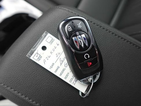 New 2026 Buick Envista Avenir FWD image 37