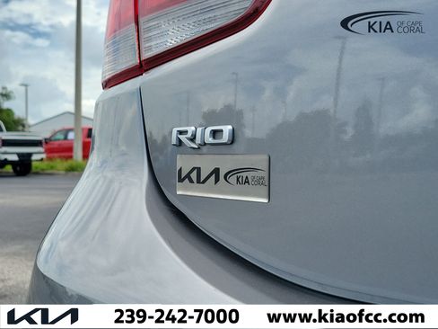 Used 2023 Kia Rio S FWD image 8