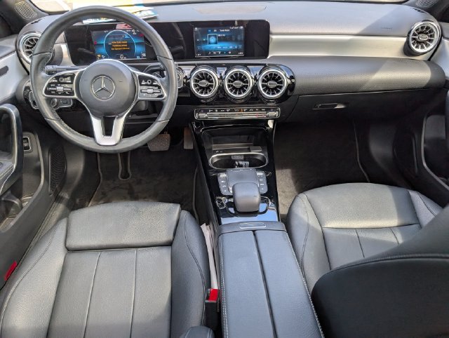 Used 2022 Mercedes-Benz A 220 image 5