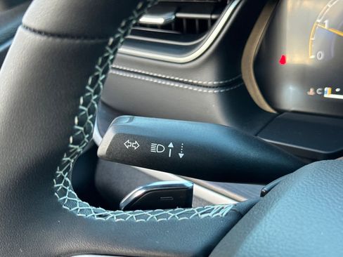 New 2025 Jeep Grand Cherokee Limited w/ Black Appearance Package image 20