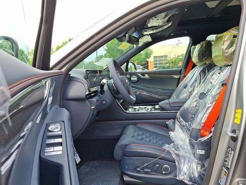 New 2025 Genesis GV80 3.5T e-SC image 9