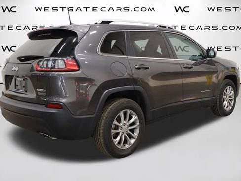 Used 2021 Jeep Cherokee Latitude Lux w/ Comfort/Convenience Group AWD/4WD image 47