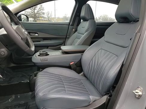 Used 2023 Nissan Ariya image 10