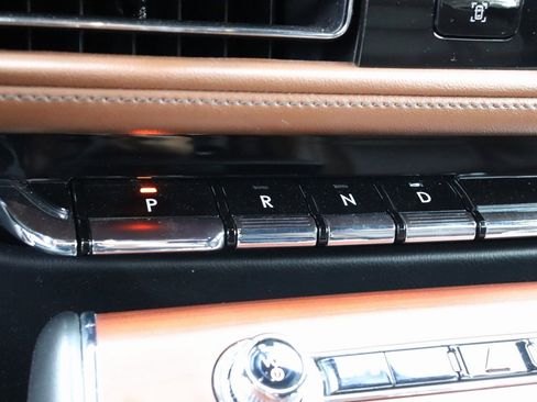 Used 2023 Lincoln Aviator Reserve w/ Elements Package Plus image 30