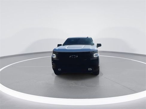 Used 2021 Chevrolet Silverado 1500 LT Trail Boss w/ Convenience Package II image 3