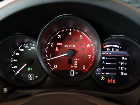 Used 2026 Porsche Macan GTS image 16