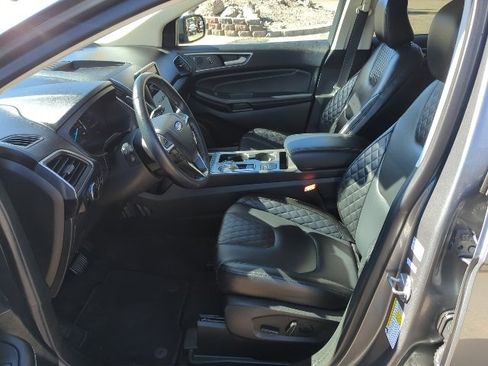 Used 2024 Ford Edge Titanium image 15