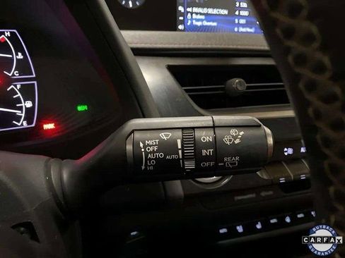 Used 2019 Lexus UX 250h w/ Premium Package image 35