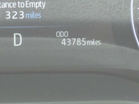 Used 2024 Toyota Sienna Platinum FWD image 35