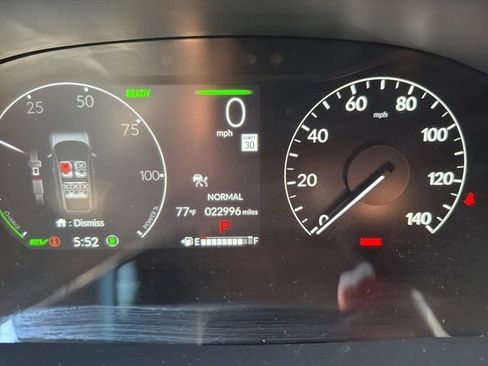 Used 2025 Honda CR-V Sport-L image 9