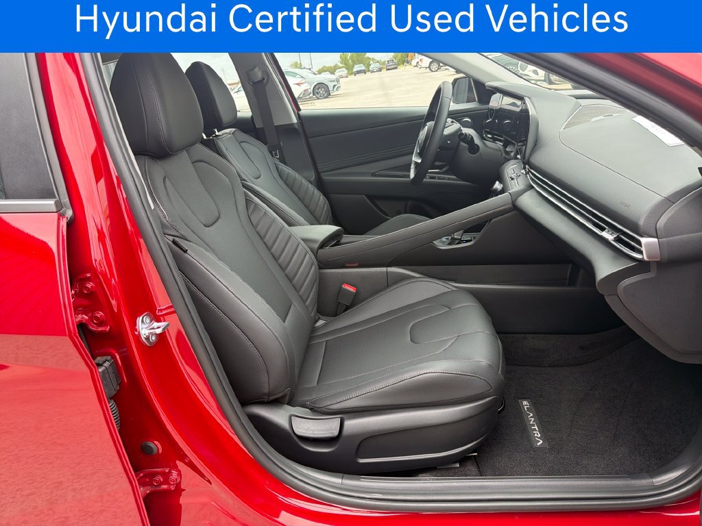 Certified 2026 Hyundai Elantra Limited FWD image 34
