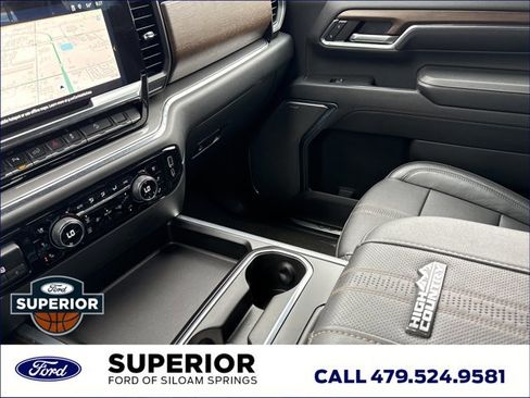 Used 2024 Chevrolet Silverado 3500 High Country w/ Technology Package image 27