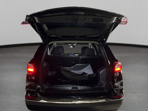 Used 2021 Chevrolet Equinox LT image 11