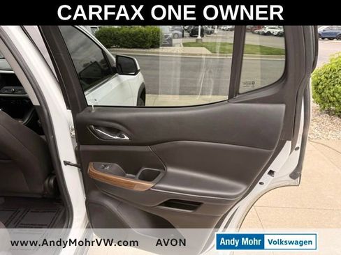 Used 2018 GMC Acadia SLE FWD image 17