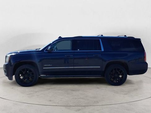 Used 2020 GMC Yukon XL Denali AWD/4WD image 2