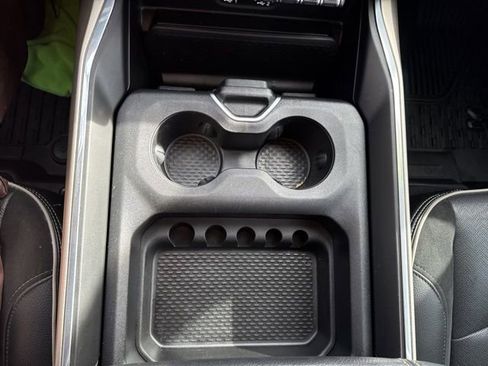 Used 2021 RAM 2500 Laramie w/ Body Color Bumper Group image 35