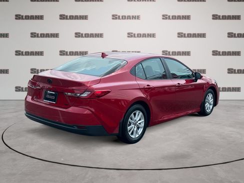 Used 2025 Toyota Camry LE w/ Convenience Package FWD image 5