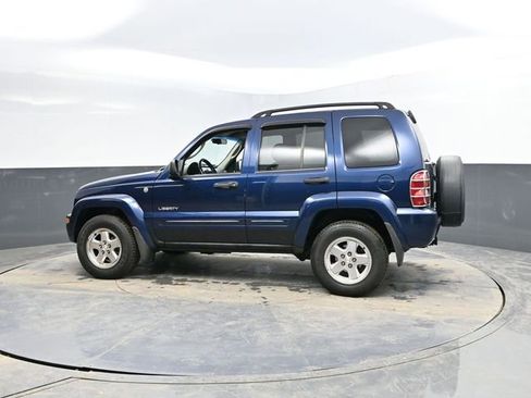 Used 2004 Jeep Liberty Limited w/ Trailer Tow Group image 5