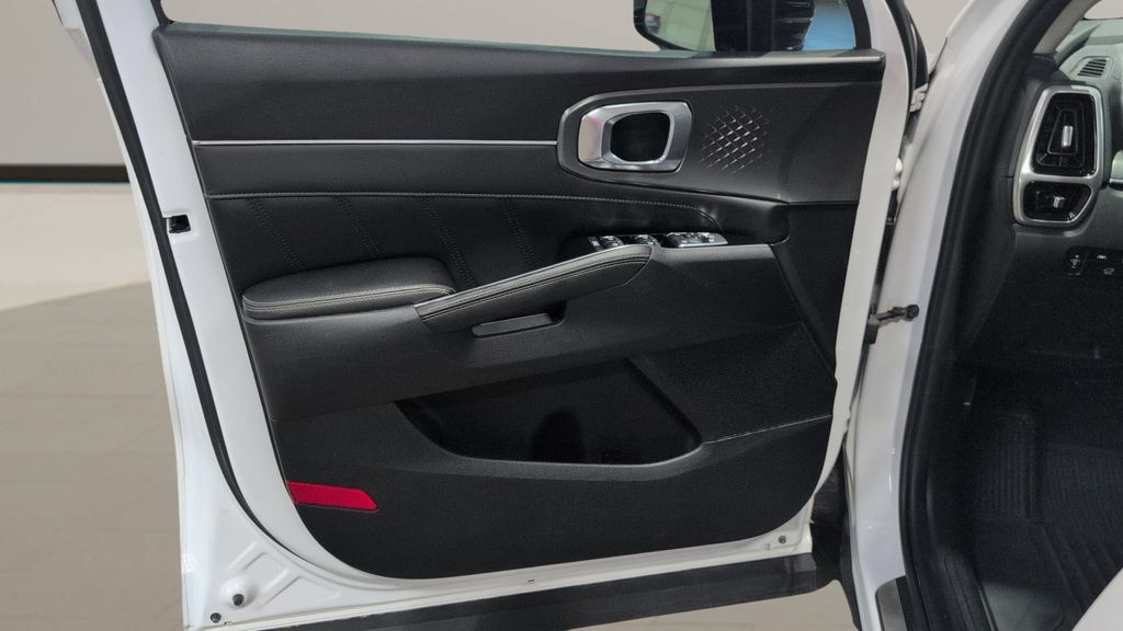 Used 2022 Kia Sorento SX FWD image 7
