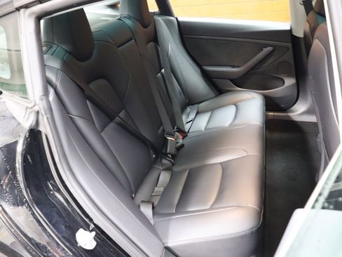 Used 2023 Tesla Model 3 Standard Range image 60