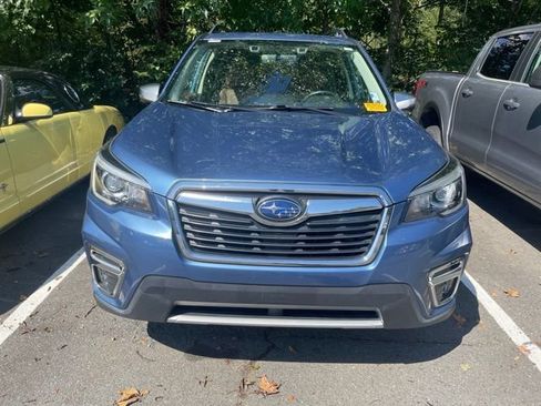 Used 2019 Subaru Forester Touring AWD/4WD image 2