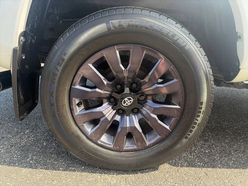 Used 2021 Toyota Tacoma Limited w/ Nightshade Package AWD/4WD image 10