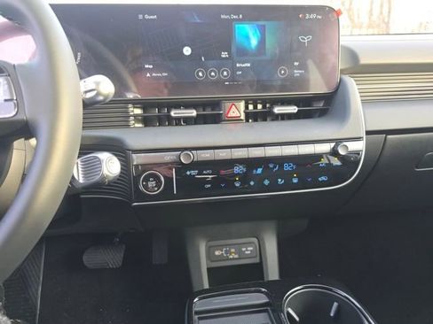 New 2026 Hyundai Ioniq 5 SEL image 8