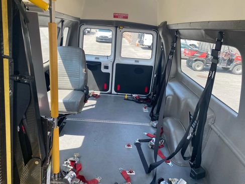 Used 2013 Ford E-350 and Econoline 350 Extended Super Duty w/ PWR Group image 27