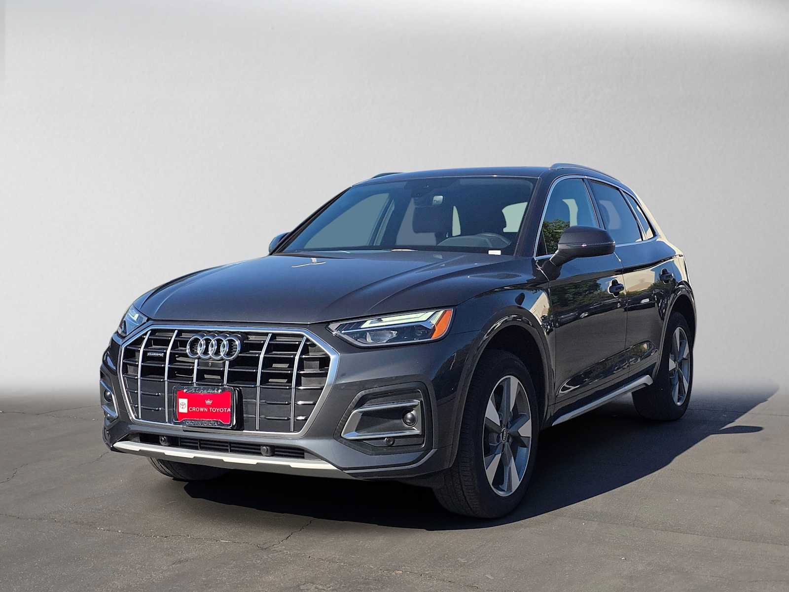 Used 2023 Audi Q5 2.0T Premium Plus w/ Premium Plus Package AWD/4WD image 7