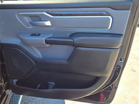 Used 2021 RAM 1500 Lone Star AWD/4WD image 9