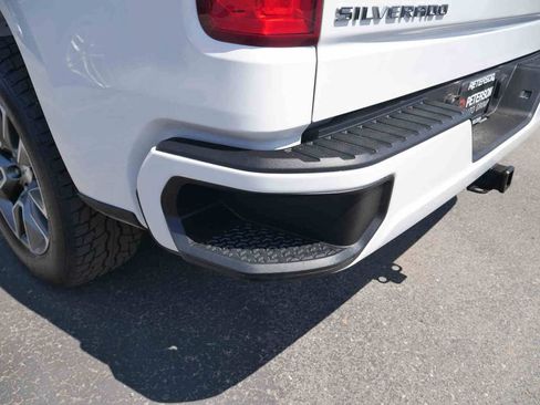 Used 2024 Chevrolet Silverado 1500 RST AWD/4WD image 9