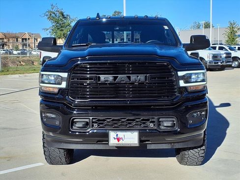 Used 2019 RAM 3500 Laramie w/ Black Appearance Package image 4