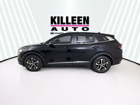 Used 2023 Kia Sportage EX FWD image 3