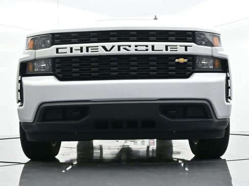 Used 2022 Chevrolet Silverado 1500 Custom w/ Safety Confidence Package image 43