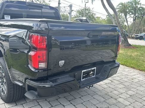 Used 2023 Chevrolet Colorado LT w/ LT Convenience Package III RWD image 12