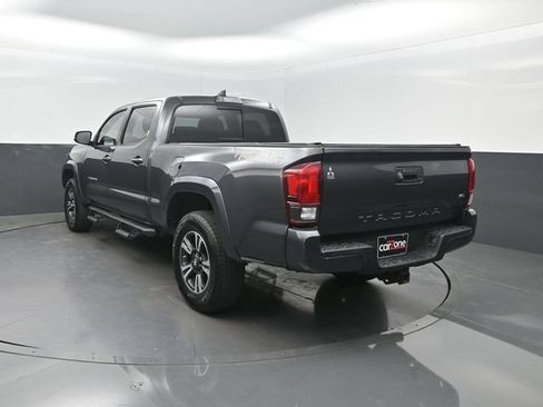 Used 2019 Toyota Tacoma TRD Sport AWD/4WD image 26