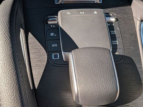 Used 2025 Mercedes-Benz GLS 450 4MATIC image 24