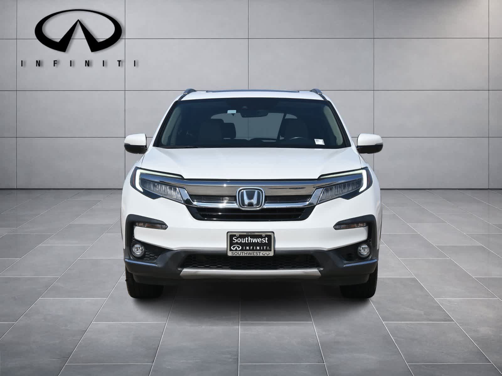 Used 2021 Honda Pilot Touring image 2