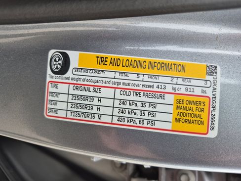 Used 2023 GMC Terrain SLT w/ Tech Package image 28