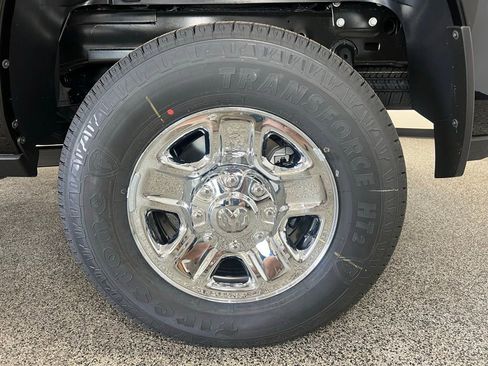 New 2025 RAM 2500 Tradesman image 22