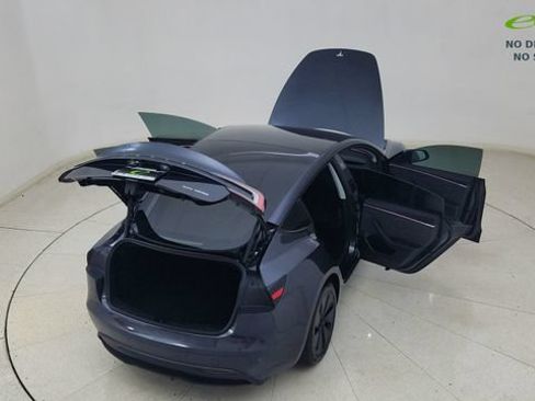 Used 2025 Tesla Model 3 Long Range AWD/4WD image 85