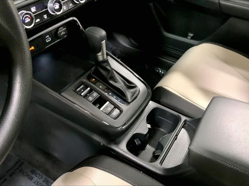 Used 2025 Honda CR-V LX image 16