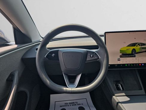 Used 2024 Tesla Model 3 Standard Range RWD image 12