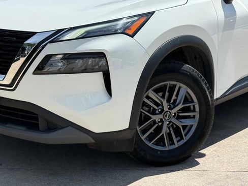 Used 2023 Nissan Rogue S AWD/4WD image 5