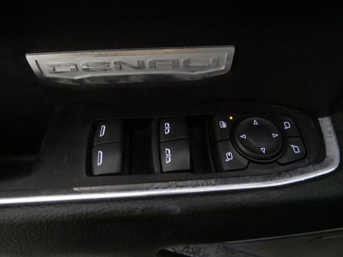 Used 2024 GMC Sierra 1500 Denali w/ Denali Reserve Package image 14