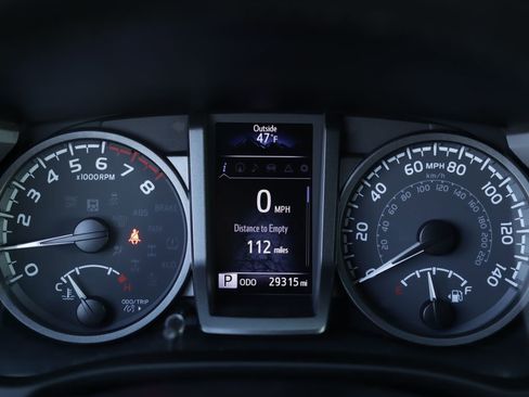 Used 2022 Toyota Tacoma TRD Off-Road w/ TRD Premium Off Road Package AWD/4WD image 12