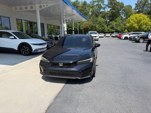 Used 2025 Honda Civic Sport image 10